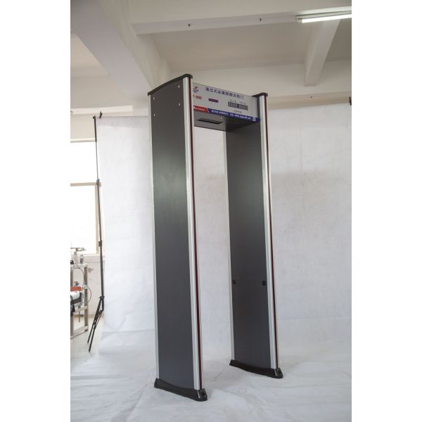 6 Zone Walk Through Metal Detector Machine With Door Frame / LED Alarm Light