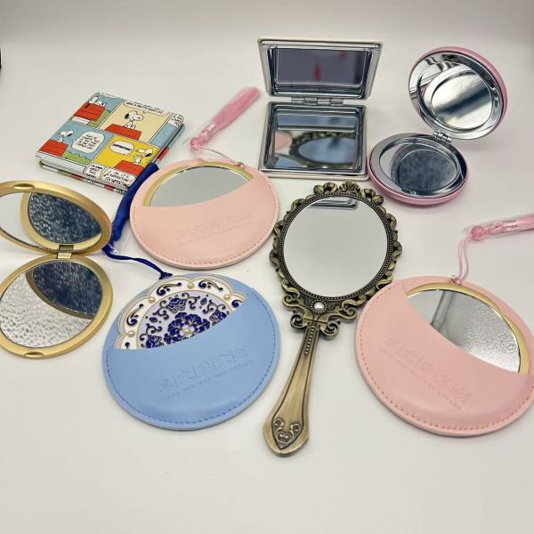 Magnet small size folding makeup mirror, Metal cosmetic mirror for sale