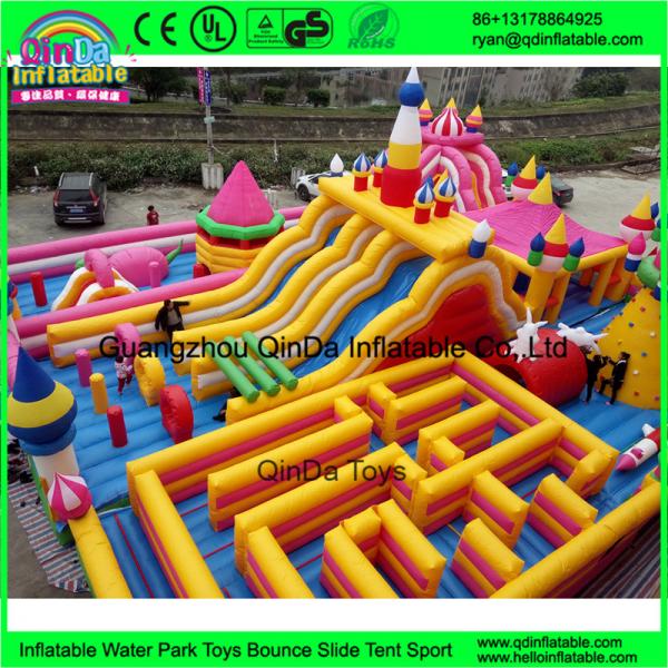 Quality Funny inflatable Circus amusement park,Giant inflatable clown fun city,Inflatable bouncer castle with slides for sale