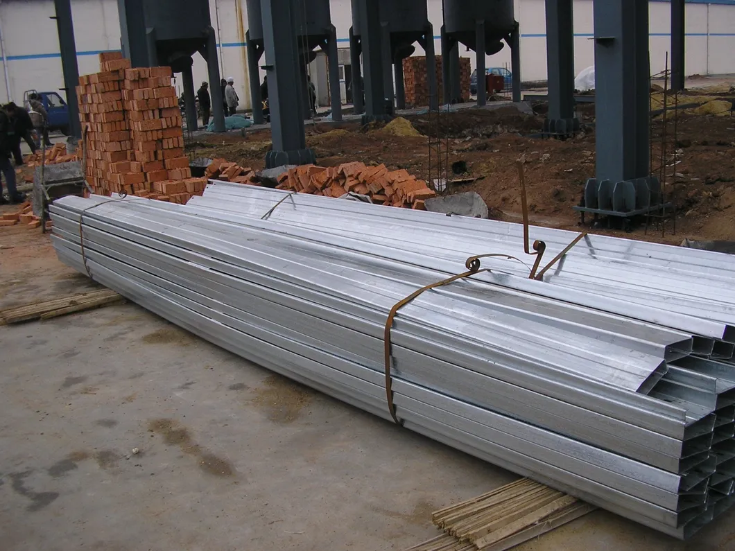 Prefabricated Galvanized Light Construction Steel Structure With Fast Construction