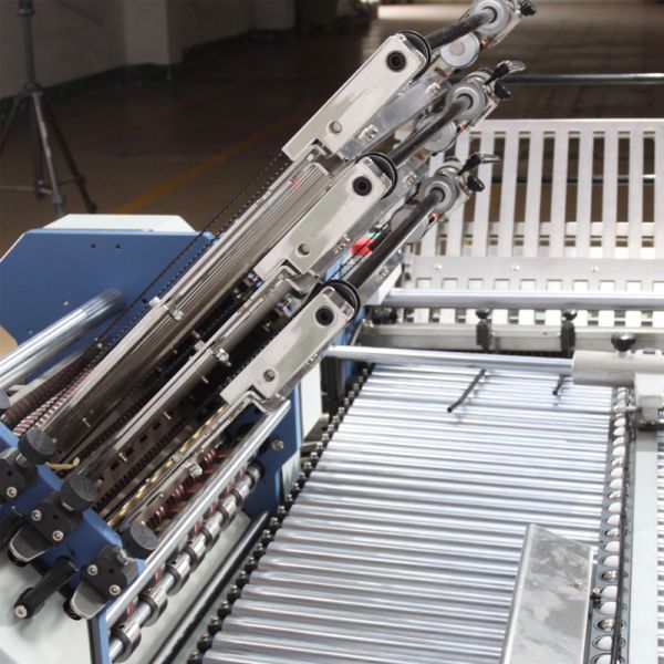 Commercial Leaflet Paper Folding Machine With Touch Screen Control Interface