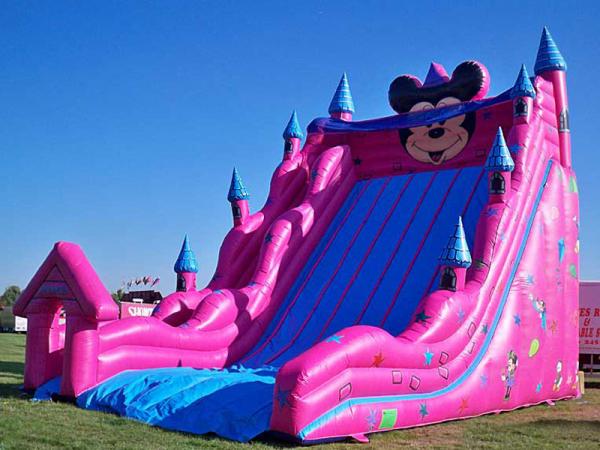 inflatable race track