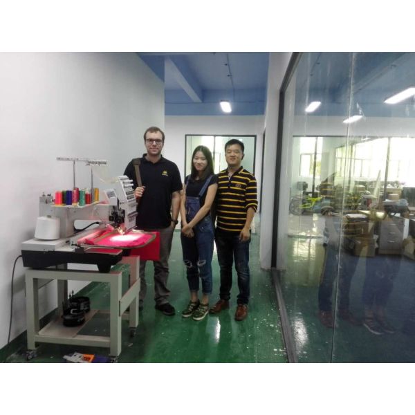 Embroidery Machine 8 Head