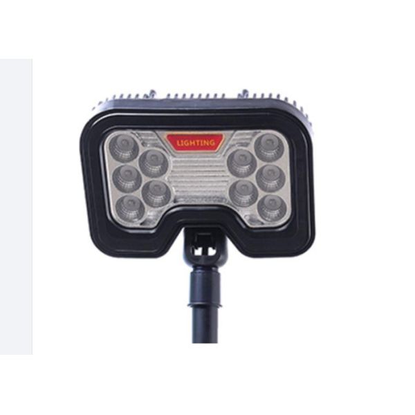 IP54 Telescopic Compact 6000Lm LED Light Tower 8 Hours' Charge Time