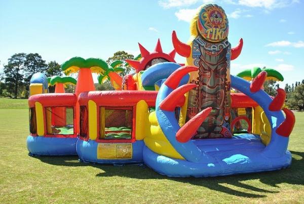Quality Outdoor Inflatables Bouncy Castle ,  Inflatable Party Game Toys Kids Mini Inflatable Jumper for sale