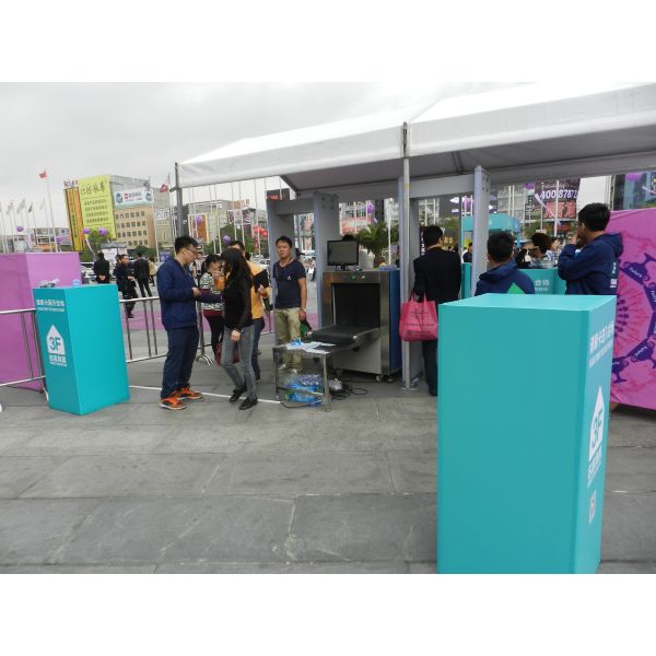 Remote Control Walk Through Metal Detector For Bus Station Security Check