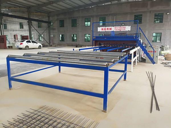 Quality Durable Welded Wire Mesh Machine , Reinforcing Mesh Machine For Wire Diameter 5 - 12mm for sale