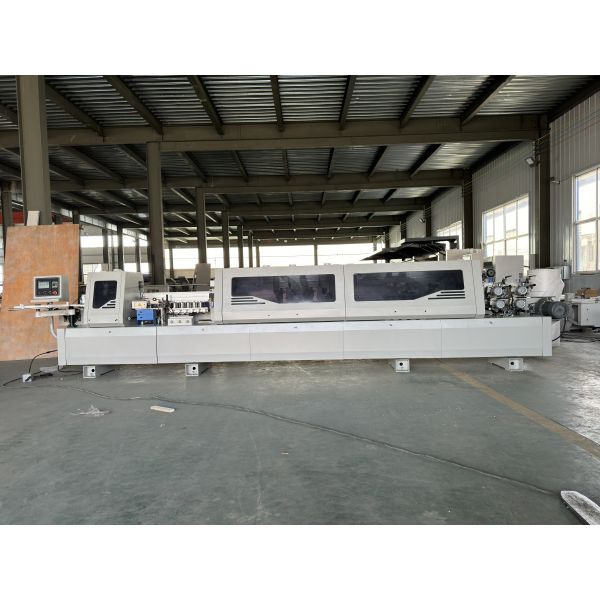 BHM388YJ Edge Banding Machine - Front view showing control panel and processing stations