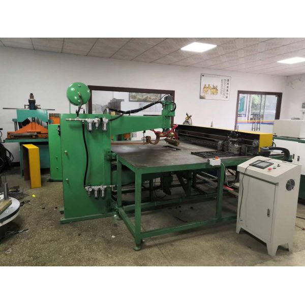 Custom Welded Mesh XY Axis Automatic Welding Machine High Speed Pneumatic Spot Welder