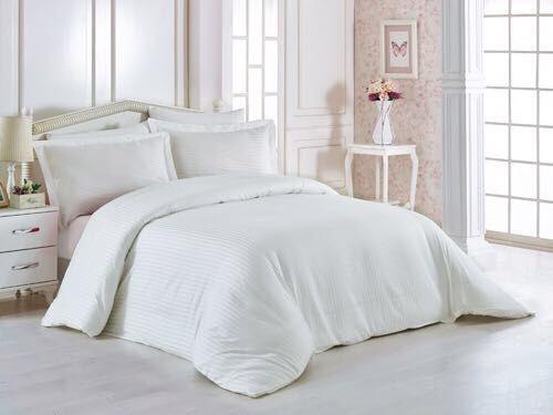 Quality 100% Cotton 60 * 40S 300TC Hotel Bedding Set White Color King Size Plain Style for sale