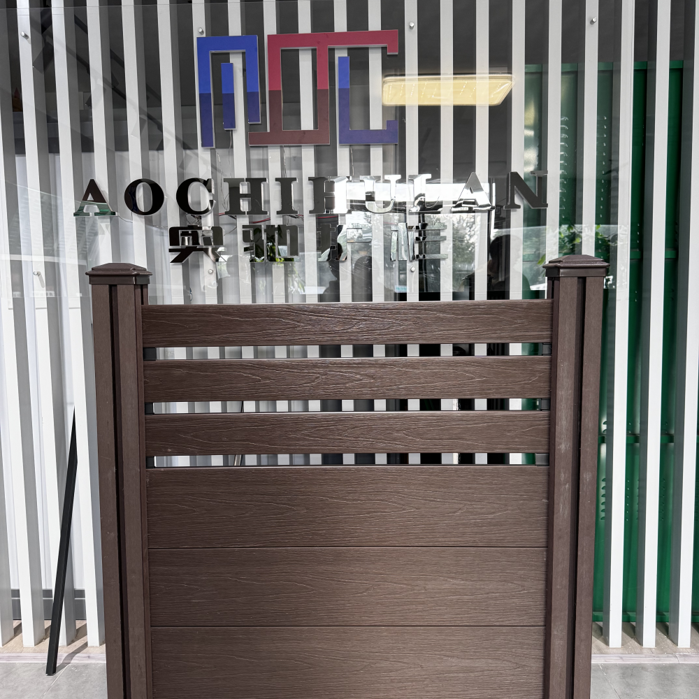 Modern WPC Fence Panel Easy To Install With Interlocking System