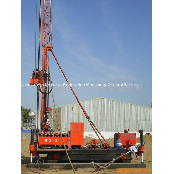 Crawler Drilling Skid Mounted Drilling Rig Jet Grouting Skid Mounted For Geological Drill XP - 30B