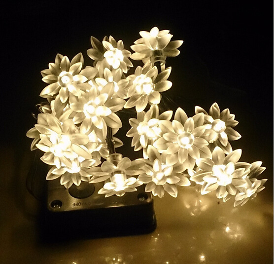 Holiday Decorative Solar String Light with Lotus Design and Solar Power for Outdoor