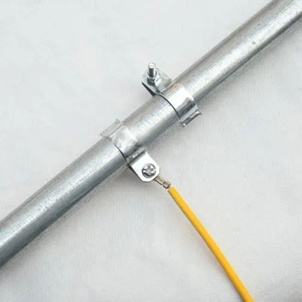 Customized Galvanized Pipe Clamp Hardware Tools Corrosion Resistance